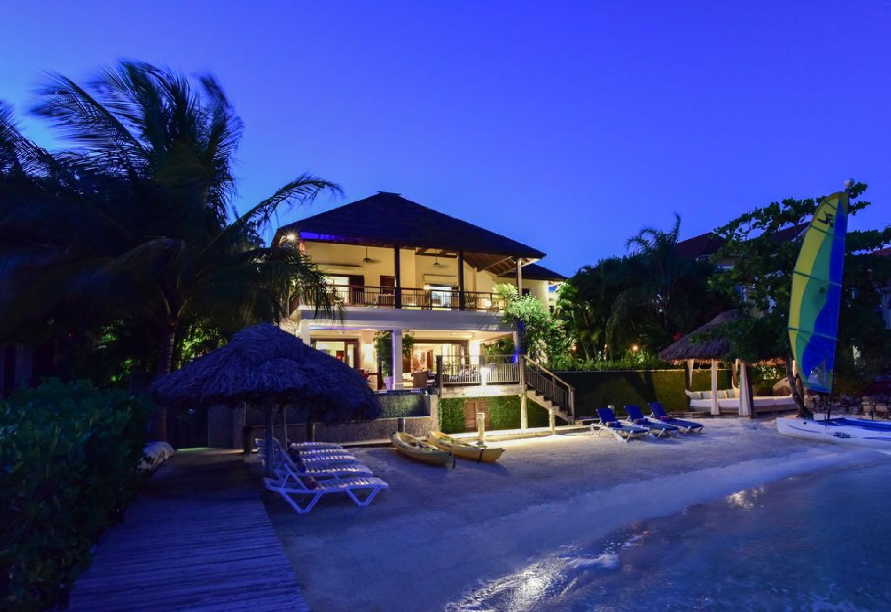 AFIMI beach house villa